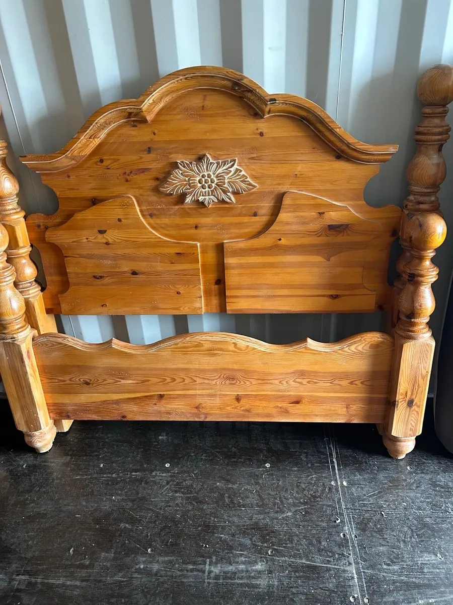 Solid wood - Bedroom furniture - Image 1
