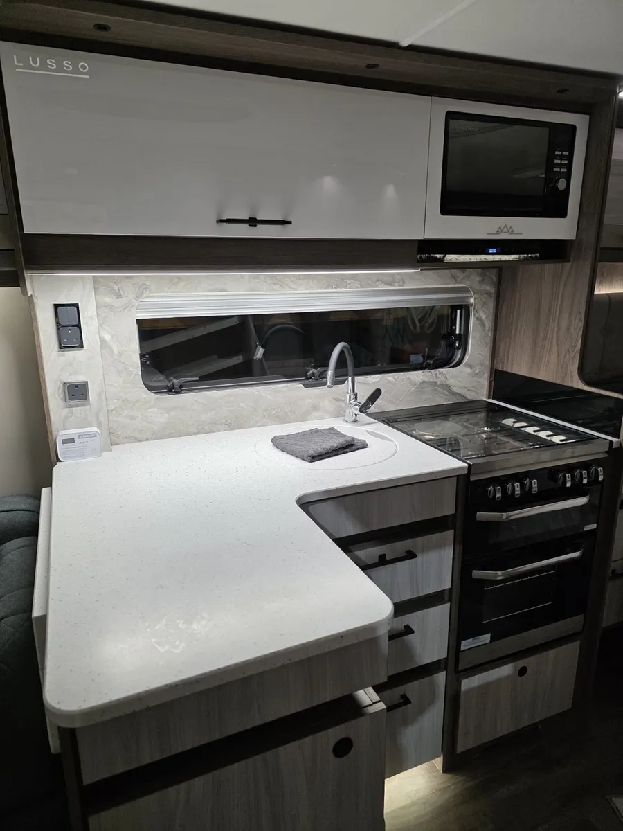 Late 2024 Coachman Lusso 2 4 Berth. Like new! - Image 3
