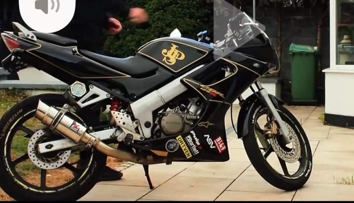 Honda cbr125r 2005 - Image 2