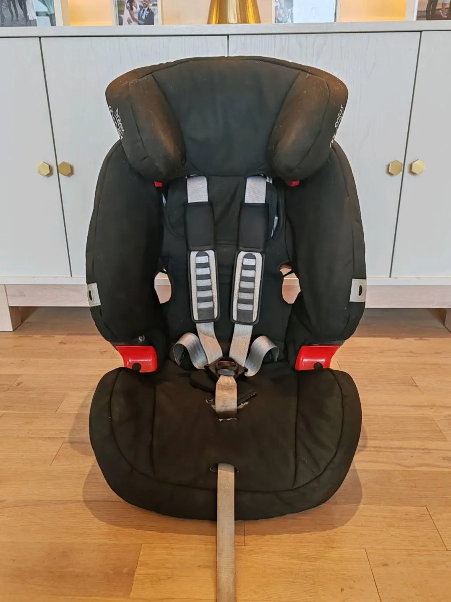 Car seat - Image 2