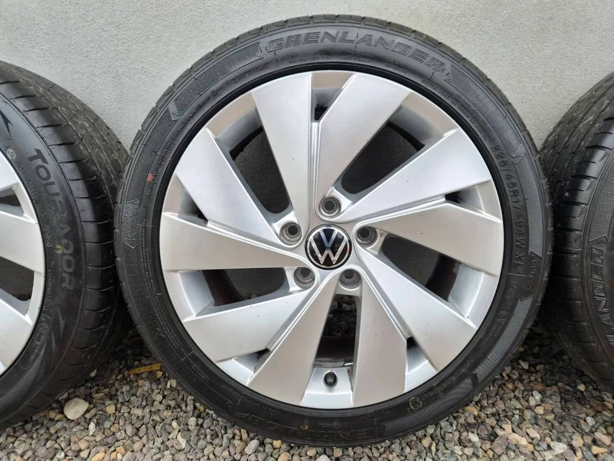 VW Caddy / Golf 'Belmont' 17" Alloys - Image 4