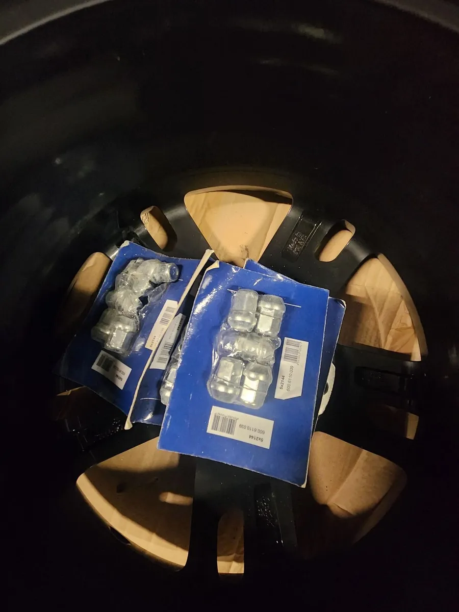 Ford Custom alloys - Image 3