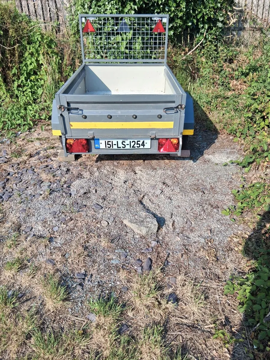 Trailer - Image 4