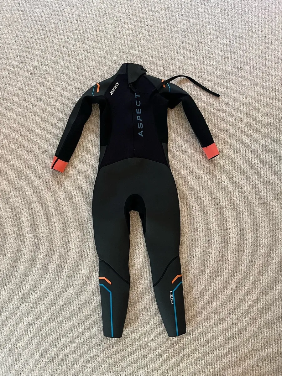 Zone 3 Wetsuit - kids medium - Image 4