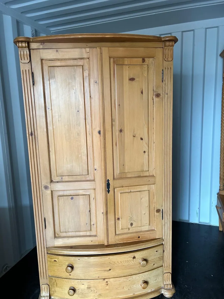 Solid wood wardrobe and locker - Image 1