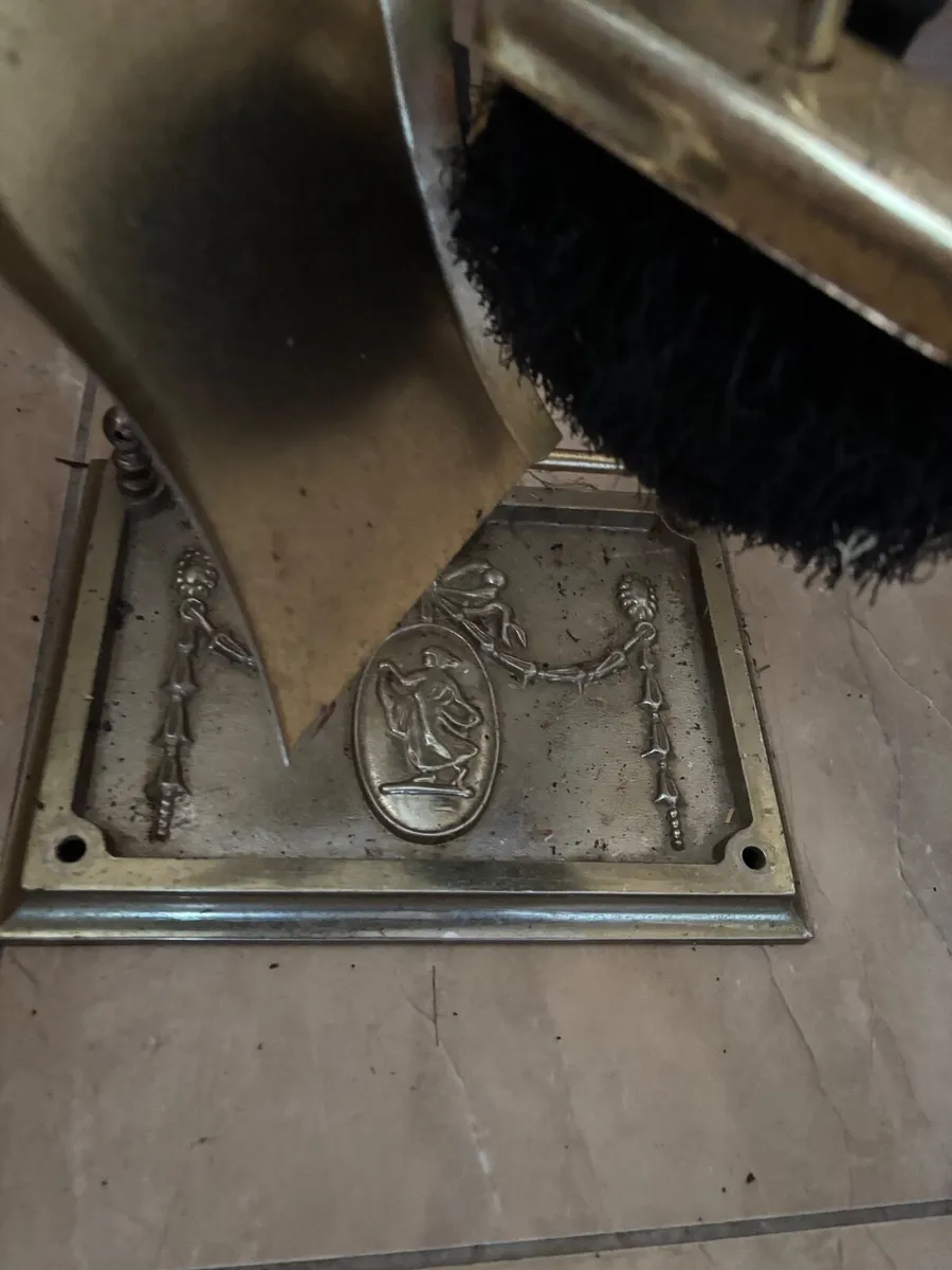 Vintage Brass Fireside Companion Set - Image 4