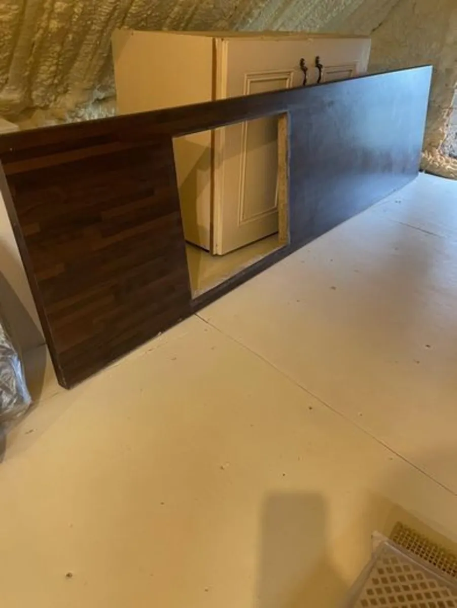 Kitchen Worktop - Image 1
