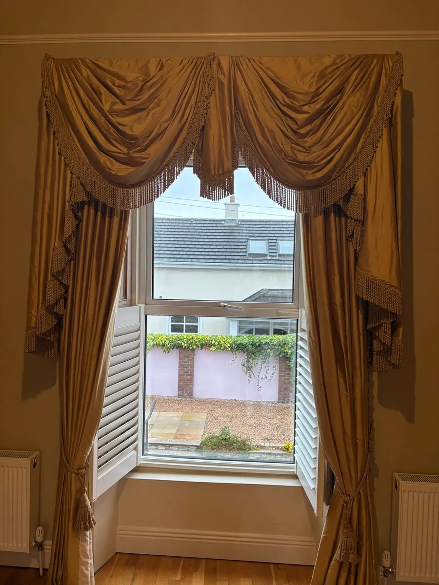 Curtains - Image 1