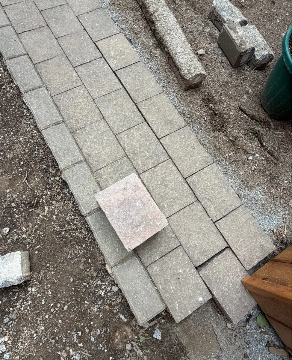 Block Paving bricks - Image 2