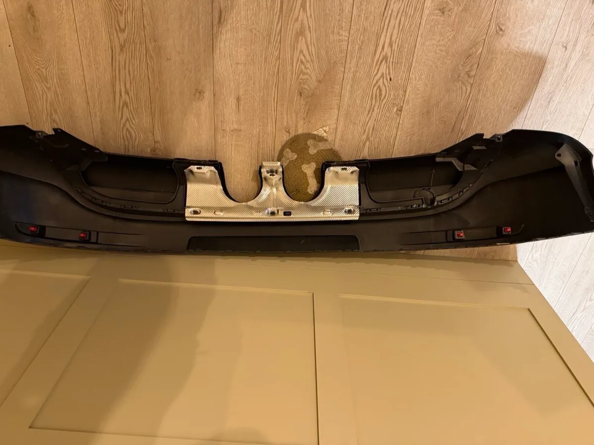 MK5 Golf R32 rear diffuser/back bumper - Image 2