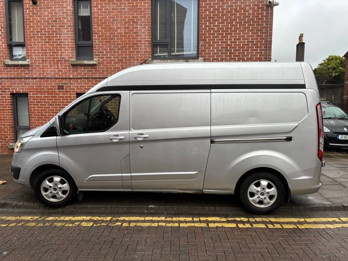 Ford Transit Custom 290 Limited - Image 3
