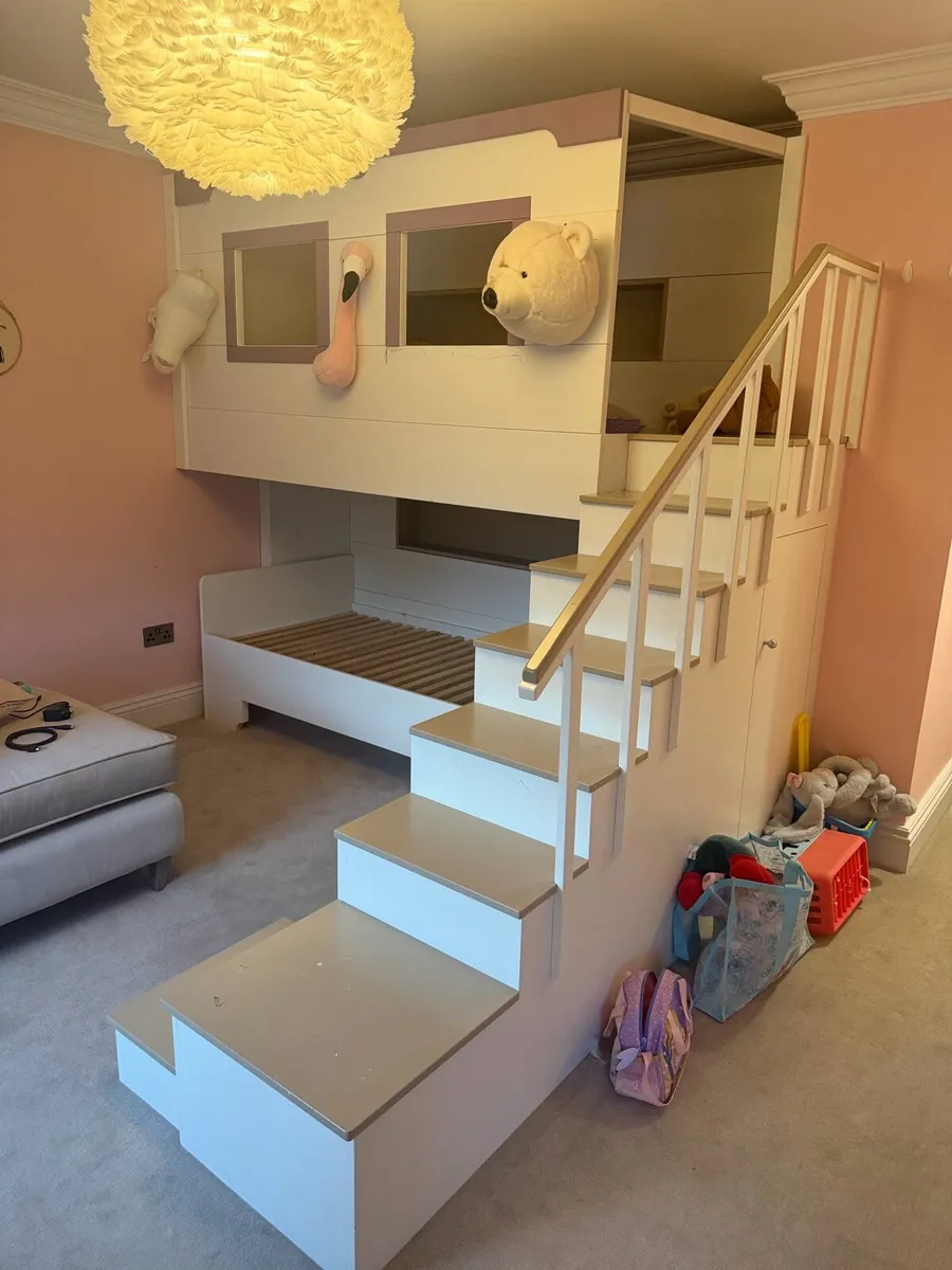 Children Bed (Sleeps 2) - Image 4
