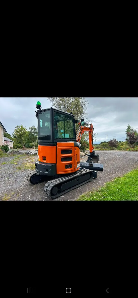 Hitachi 26U - Image 3