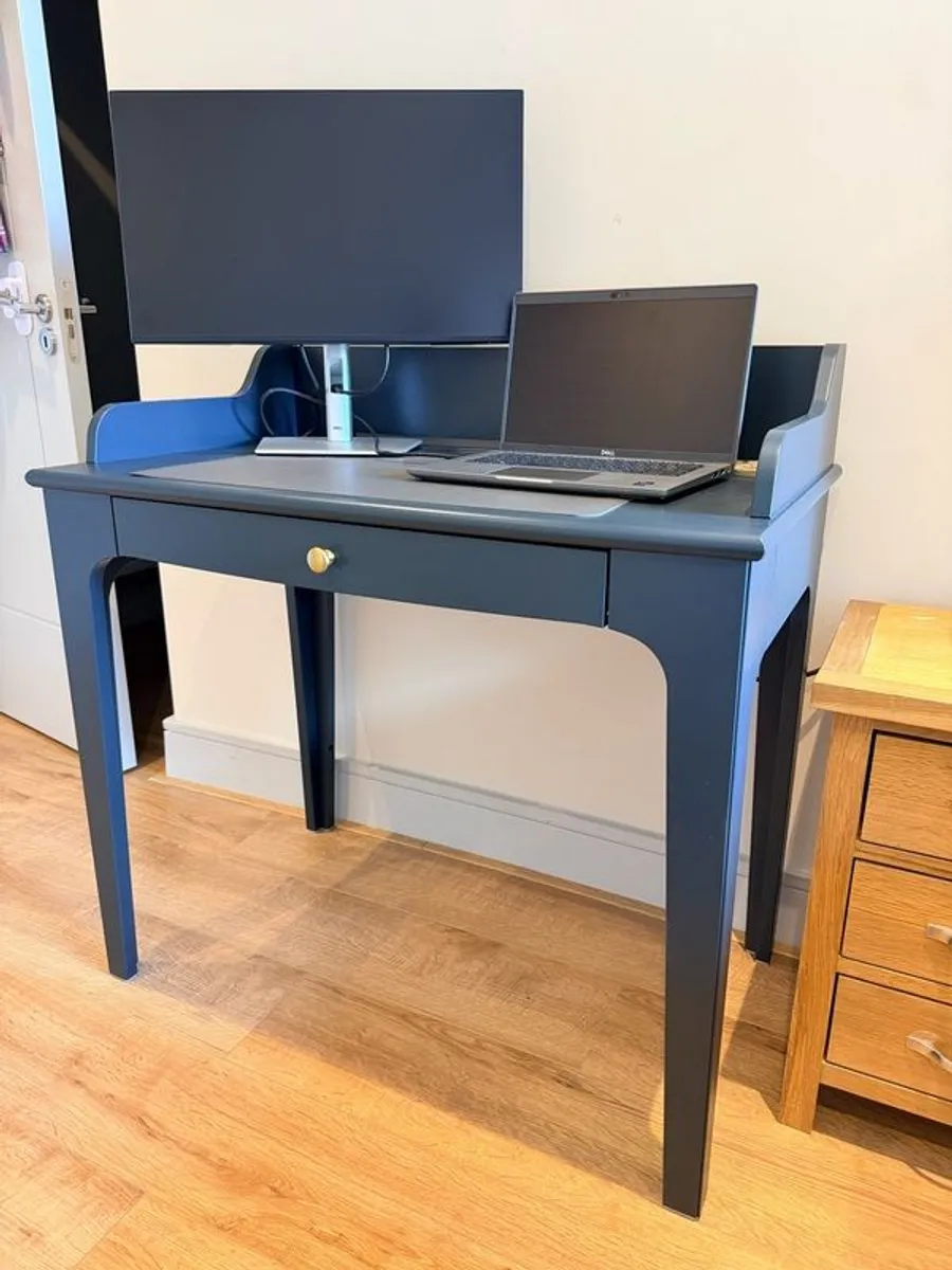 Ikea desk; price negotiable - Image 1
