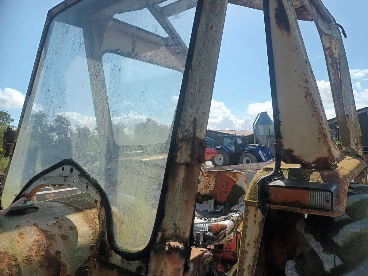 Tractors - Image 3