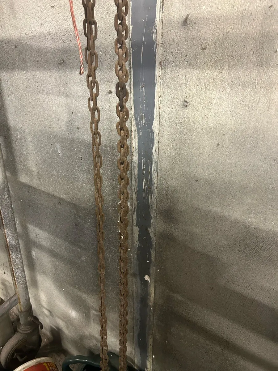 Chain Hoist - Image 3