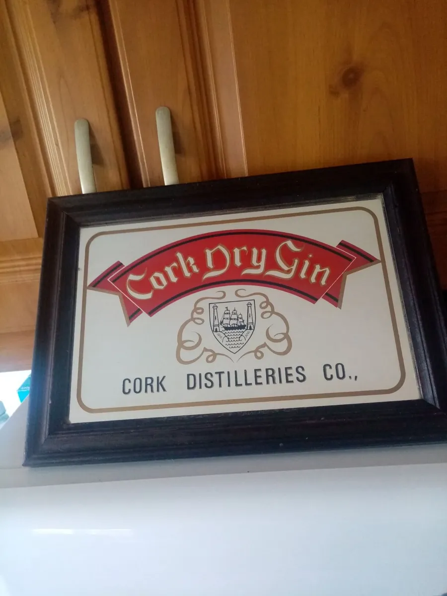 Man  cave, Home Bar - Image 3