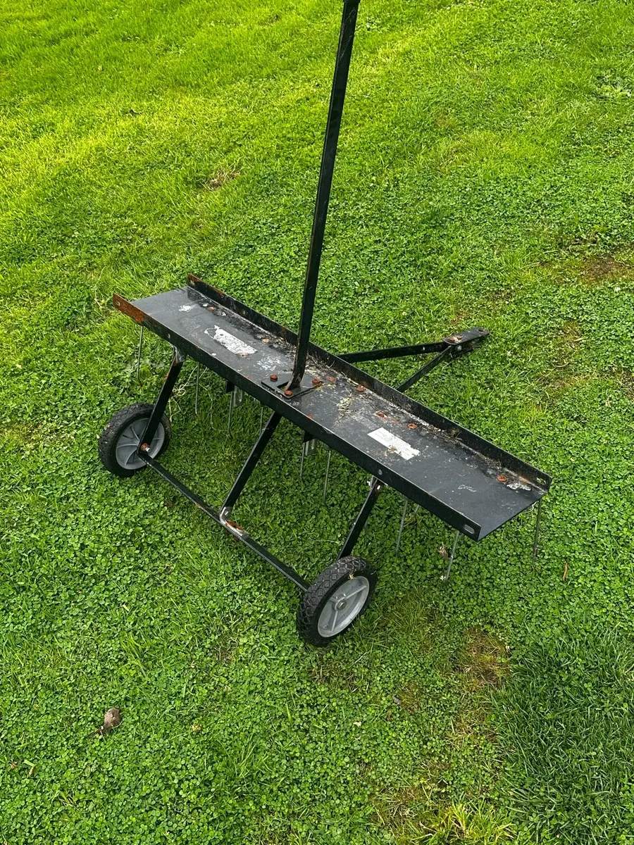 Ride on mower scarifier - Image 1