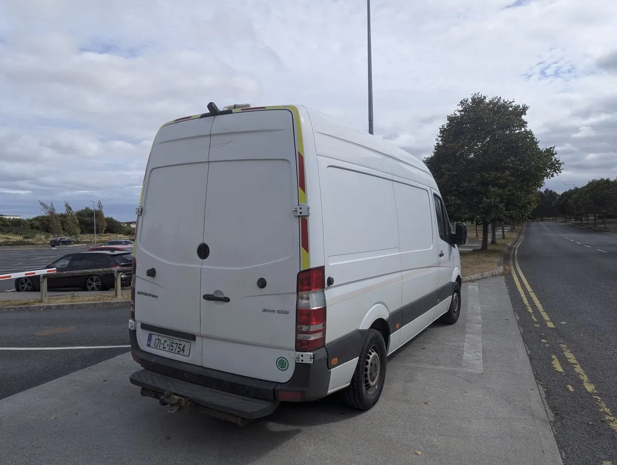 Mercedes-Benz Sprinter 2017 - Image 3
