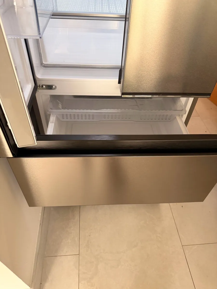 Hoover Fridge Freezer - Image 3