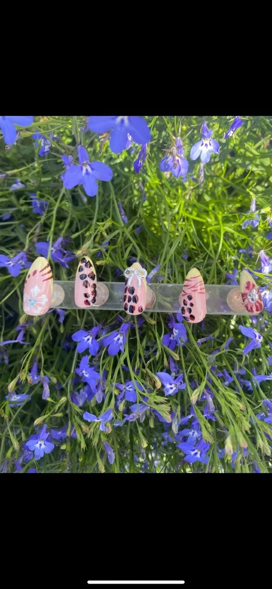 Handmade custom nails - Image 3