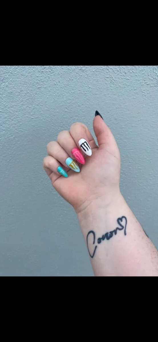 Handmade custom nails - Image 2