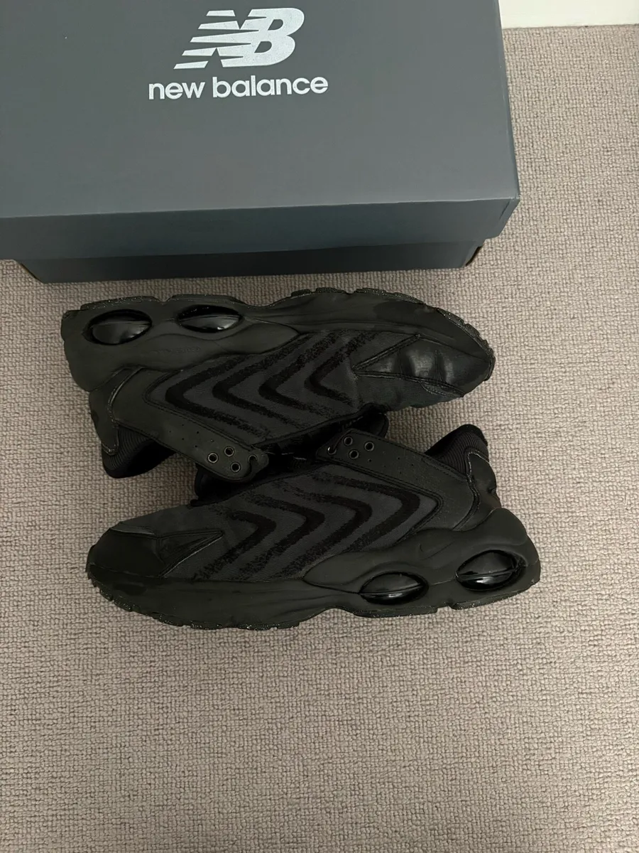 Nike tw shoes size 11.5Uk - Image 2