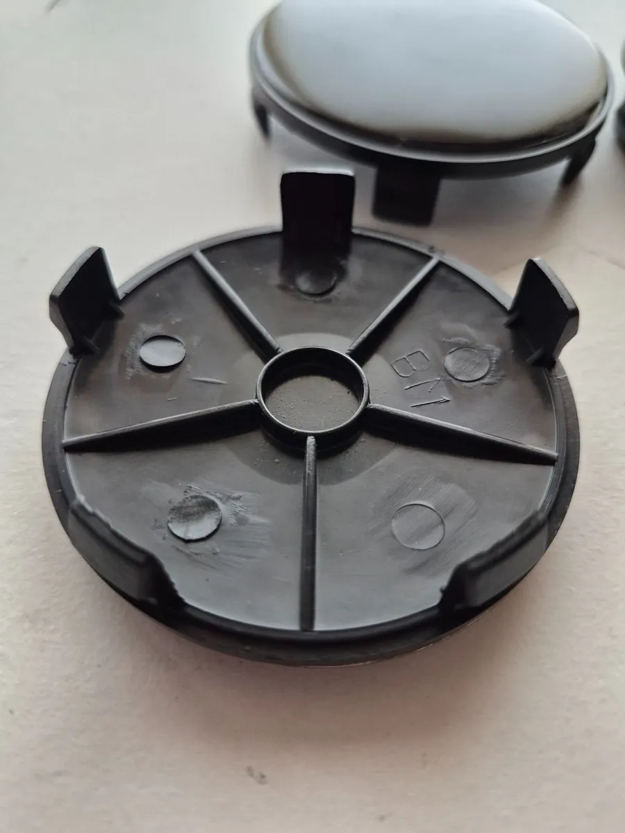 Gloss black BMW caps - FREE POST - Image 2