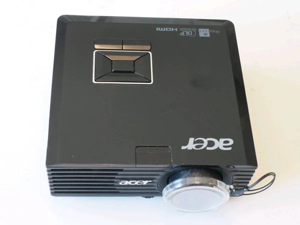 Acer K11 LED Projector - Image 2