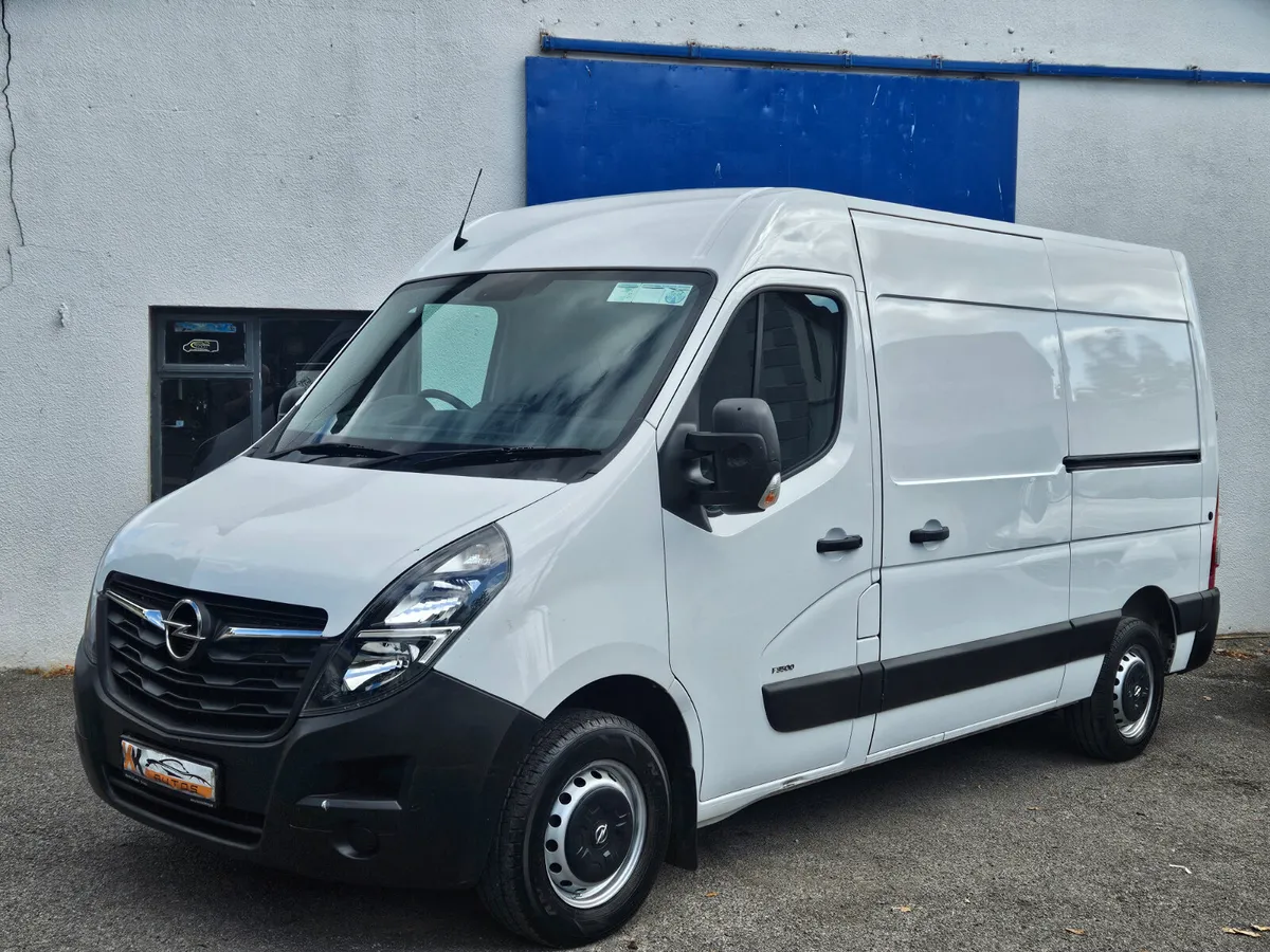 Opel Movano  mwb - Image 1