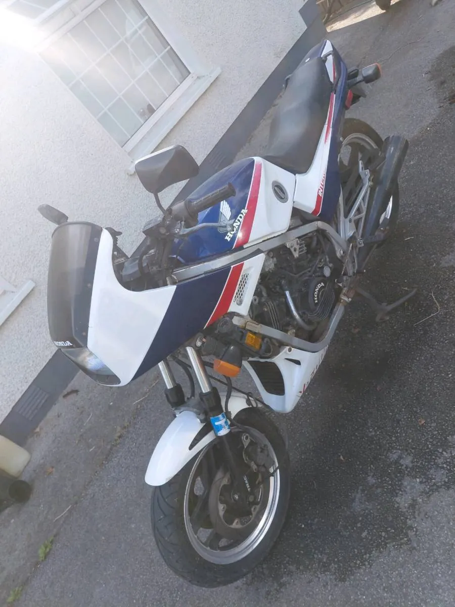 Motorcycle - Image 3