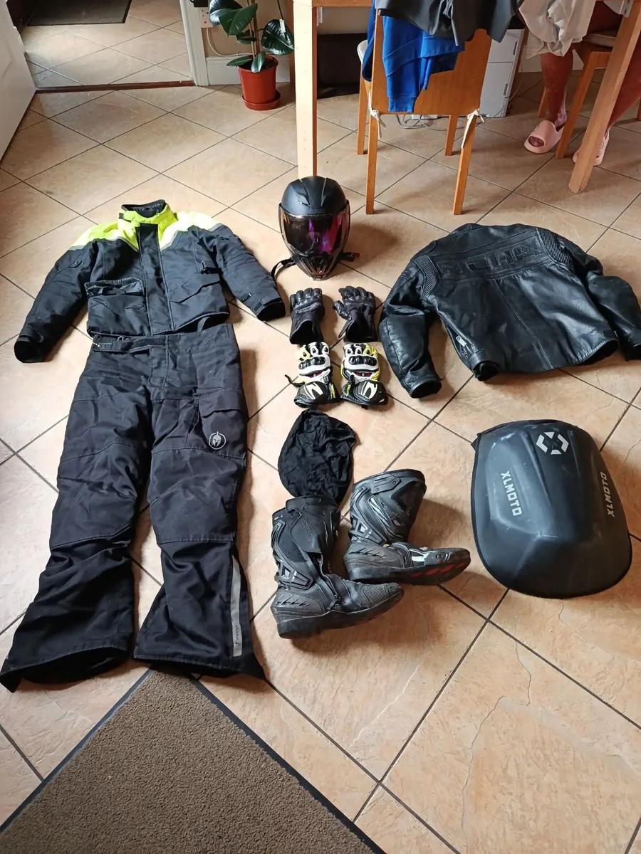 Clothes and lifestyle - Image 2