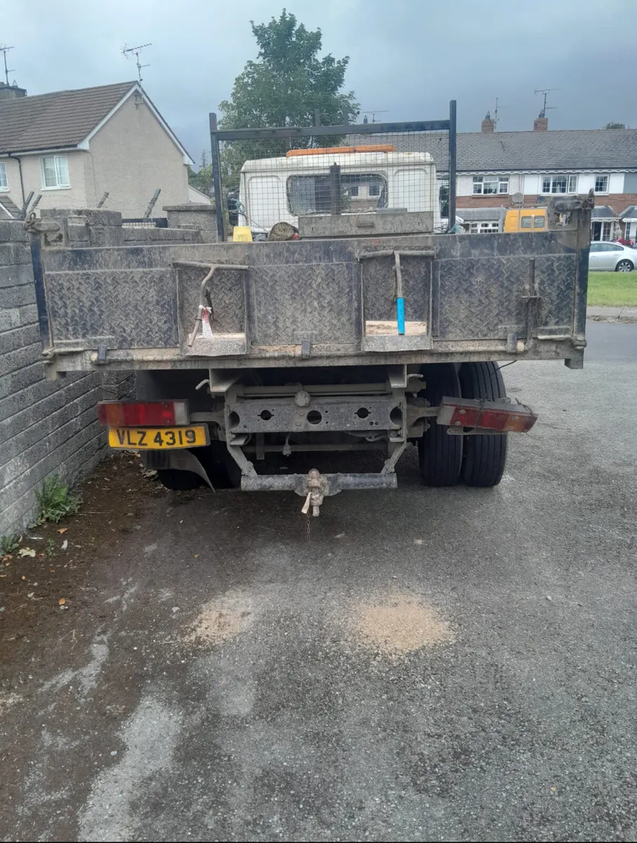 Man 7.5 tonne tipping lorry - Image 4