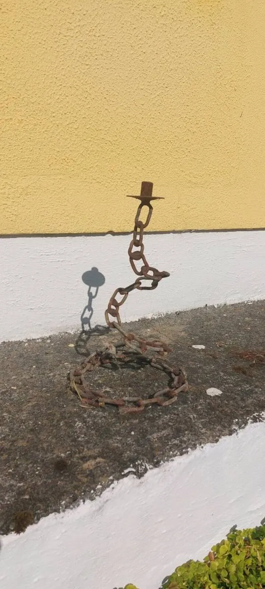 Rustic candle holder - Image 2
