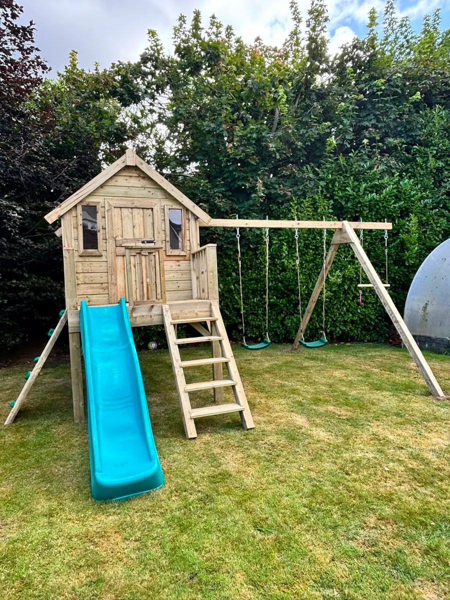 Playhouses,  swings and more - Image 4