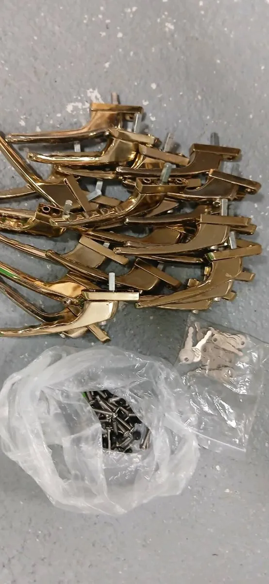 Handle locks and hinges - Image 1