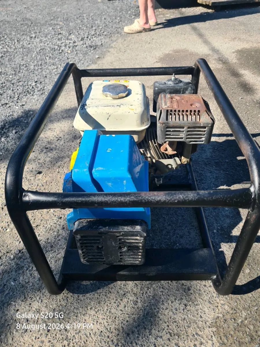 Honda petrol generator - Image 4