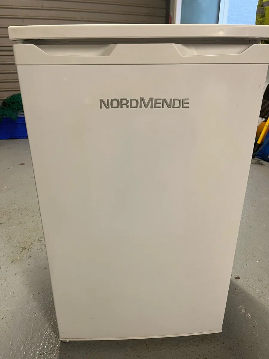 Undercounter fridge - Image 1