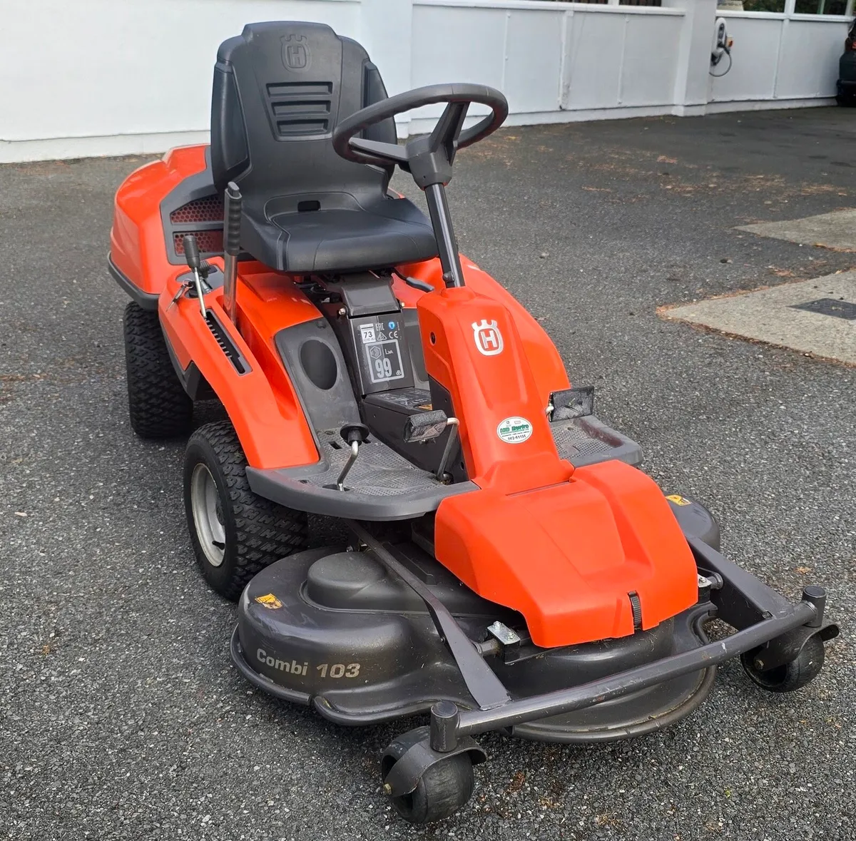 Husqvarna R318 AS NEW - Image 4