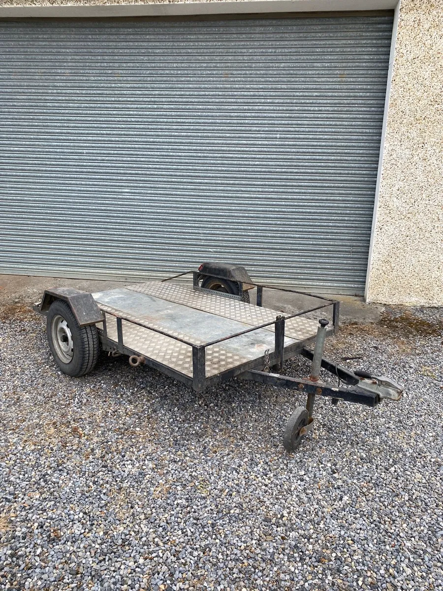 Tipping trailer 7 1/2 x 4 1/2 - Image 1