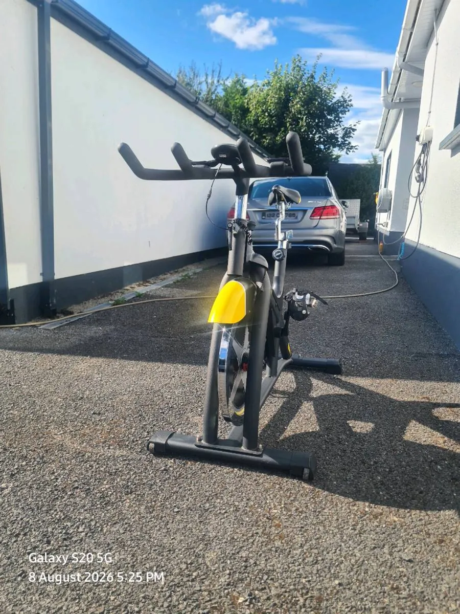 Indoor outdoor exercise bike - Image 2