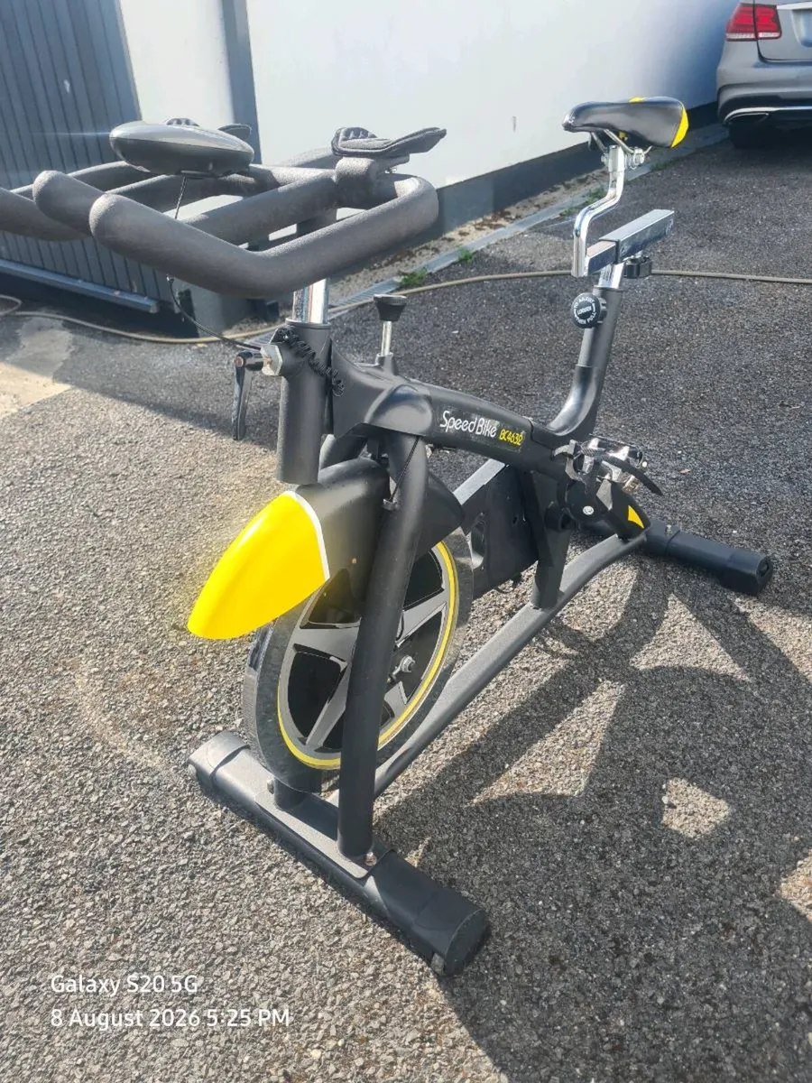 Indoor outdoor exercise bike - Image 3