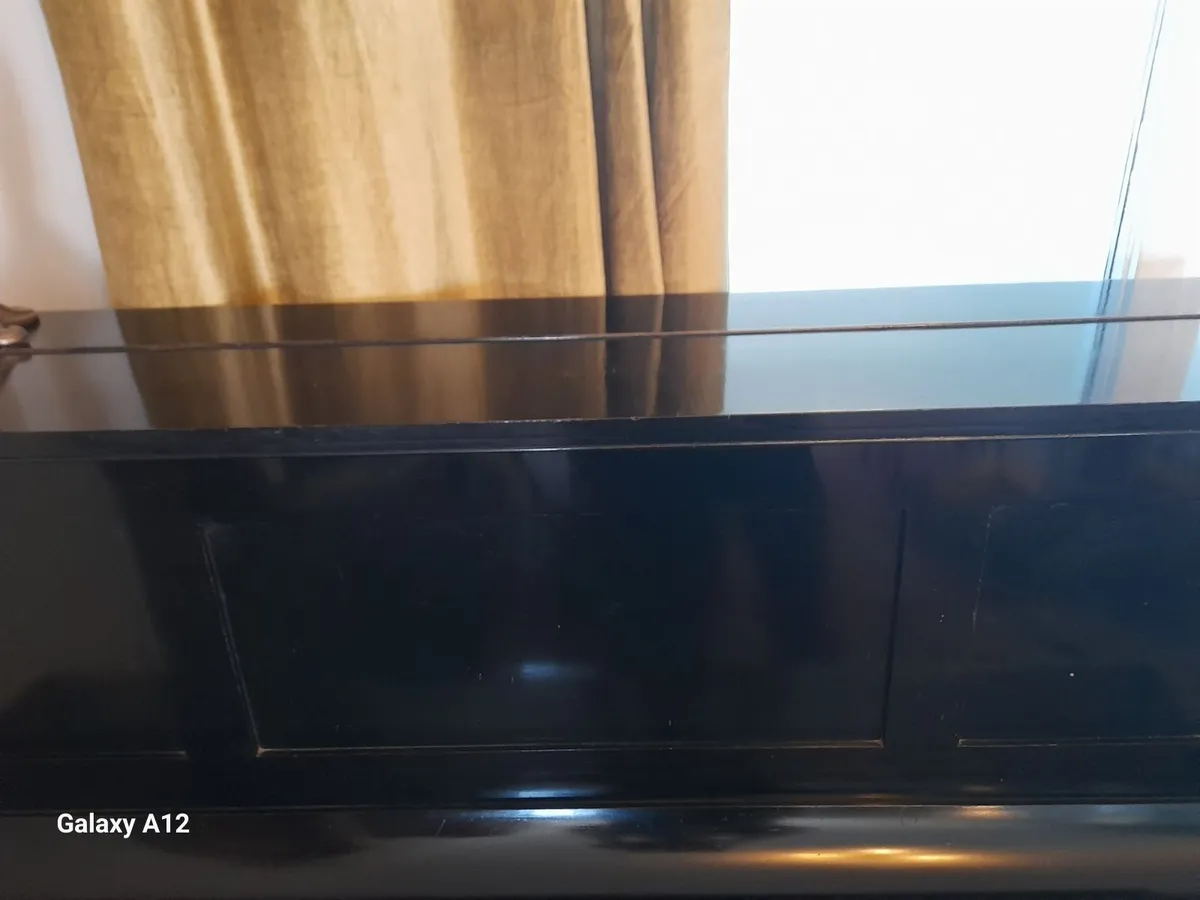 Hauotmann Piano and piano seat - Image 3