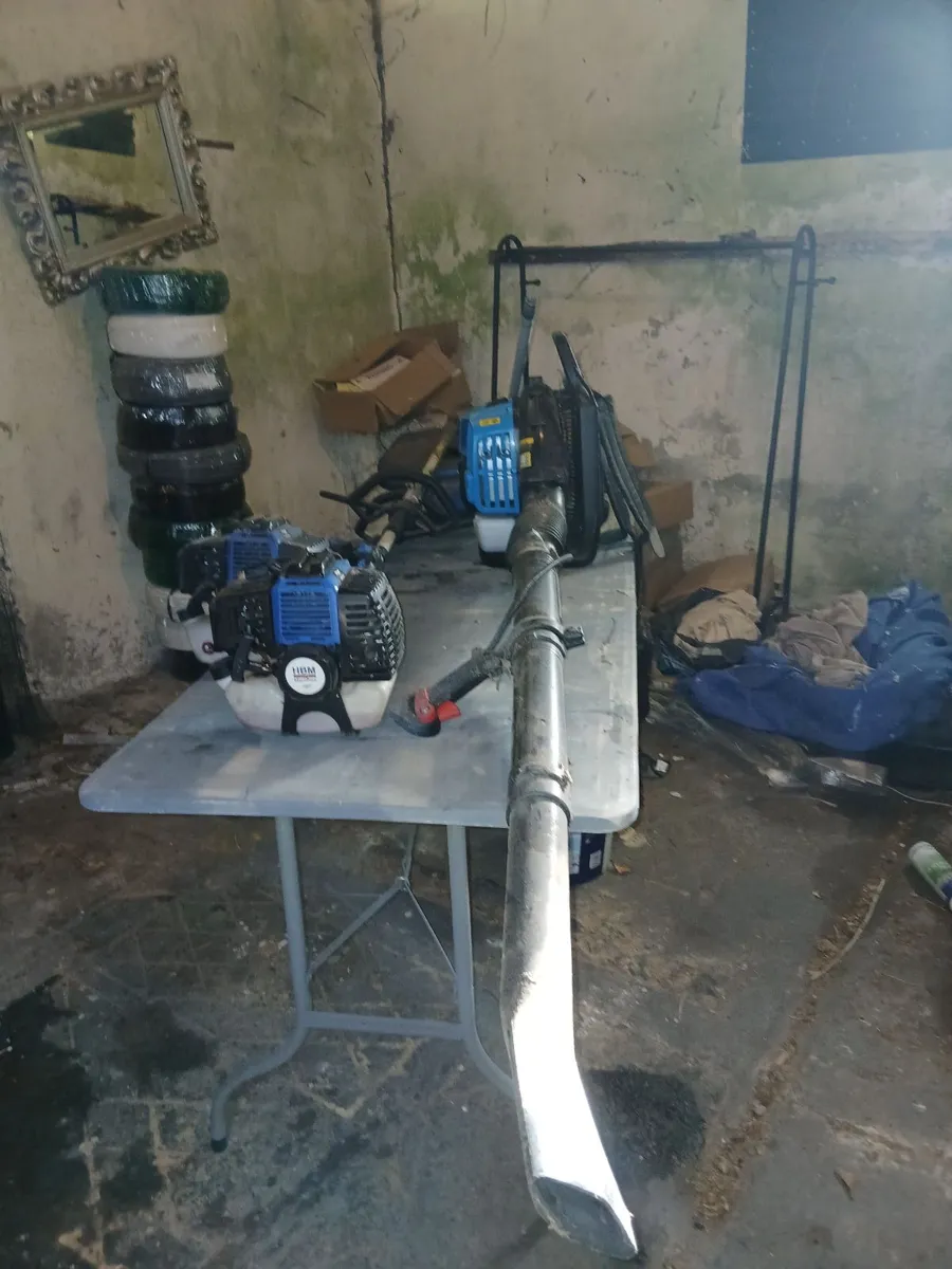 HBM machines leafblower and 2 multifunction strimm - Image 2
