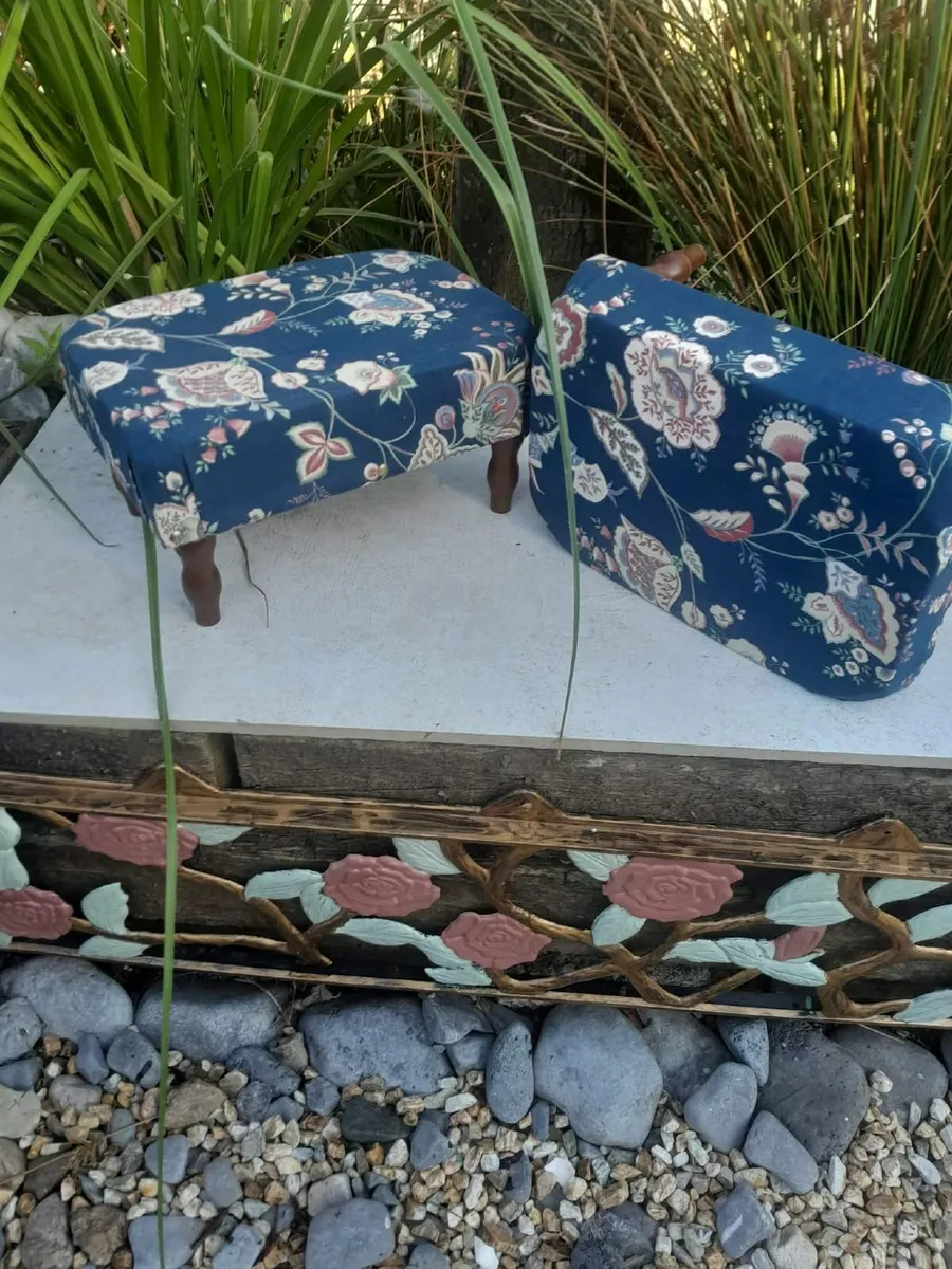 Foot stools - Image 3
