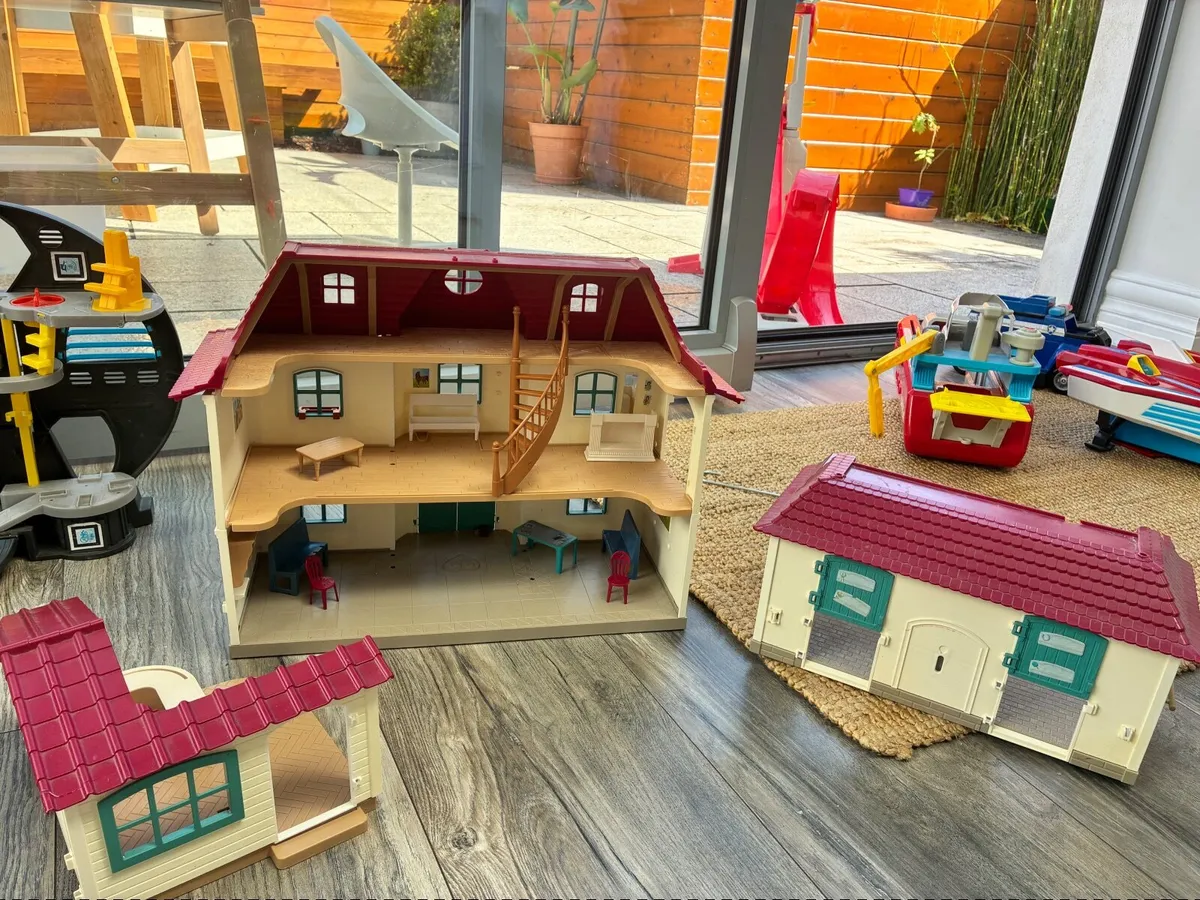 Schleich House  house and stables - Image 3