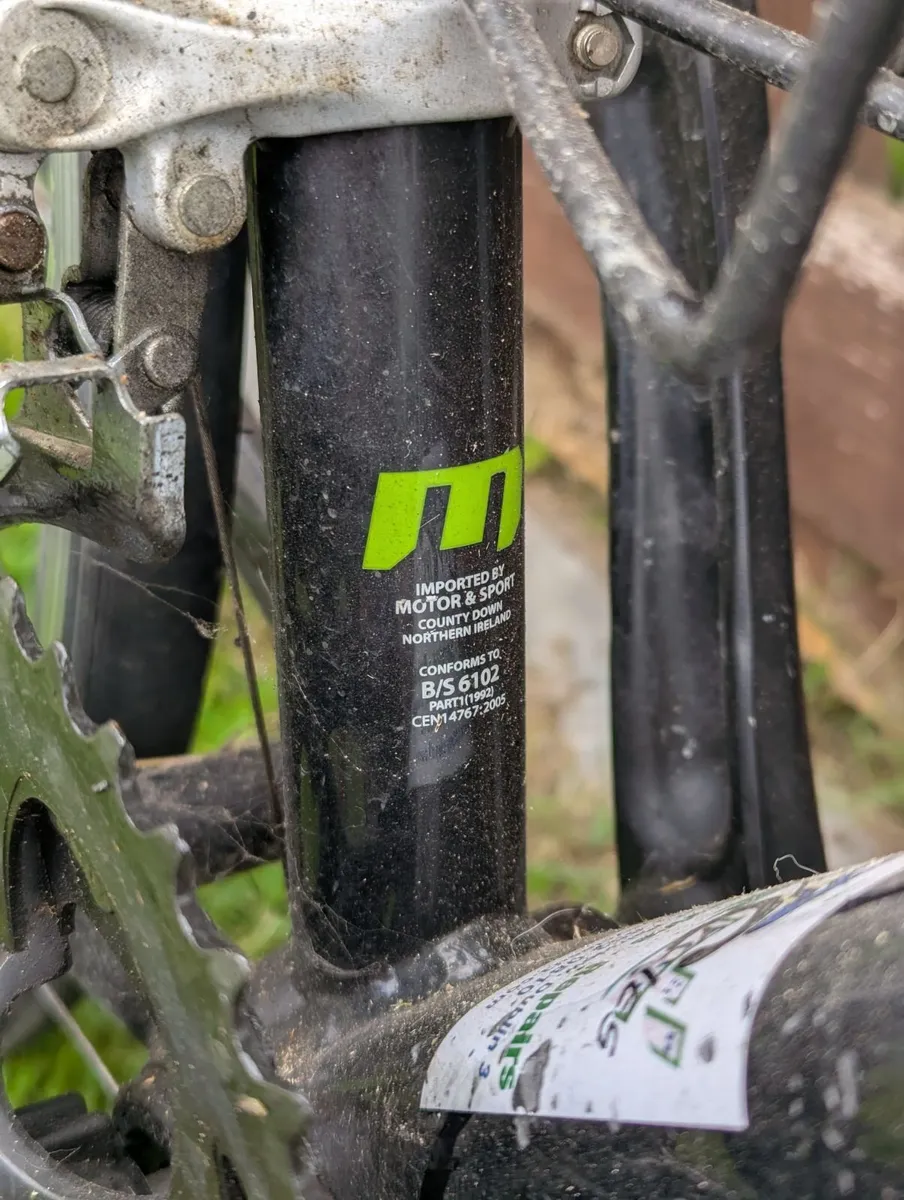 Lightweight Motion Typhoon Road Bike 700c - Image 2