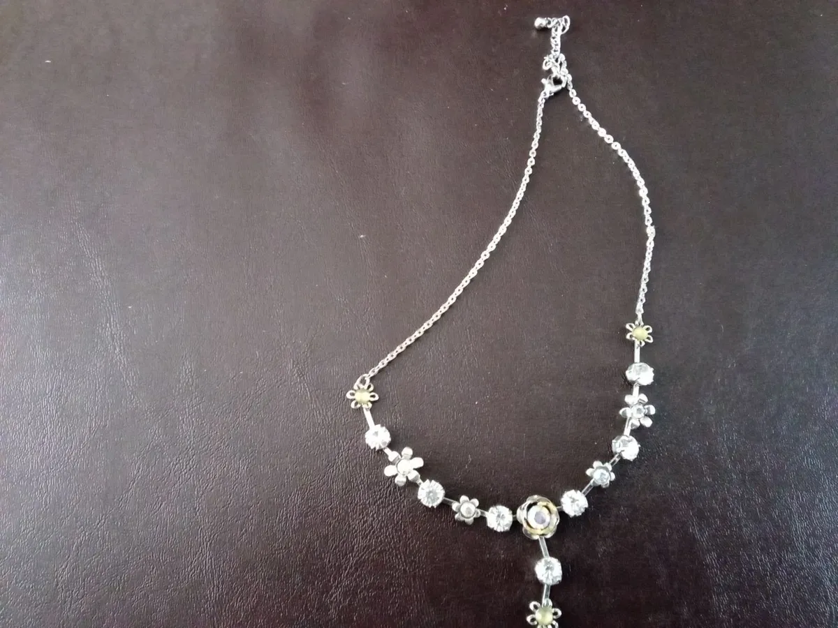 Costume Jewellery Necklace. - Image 3