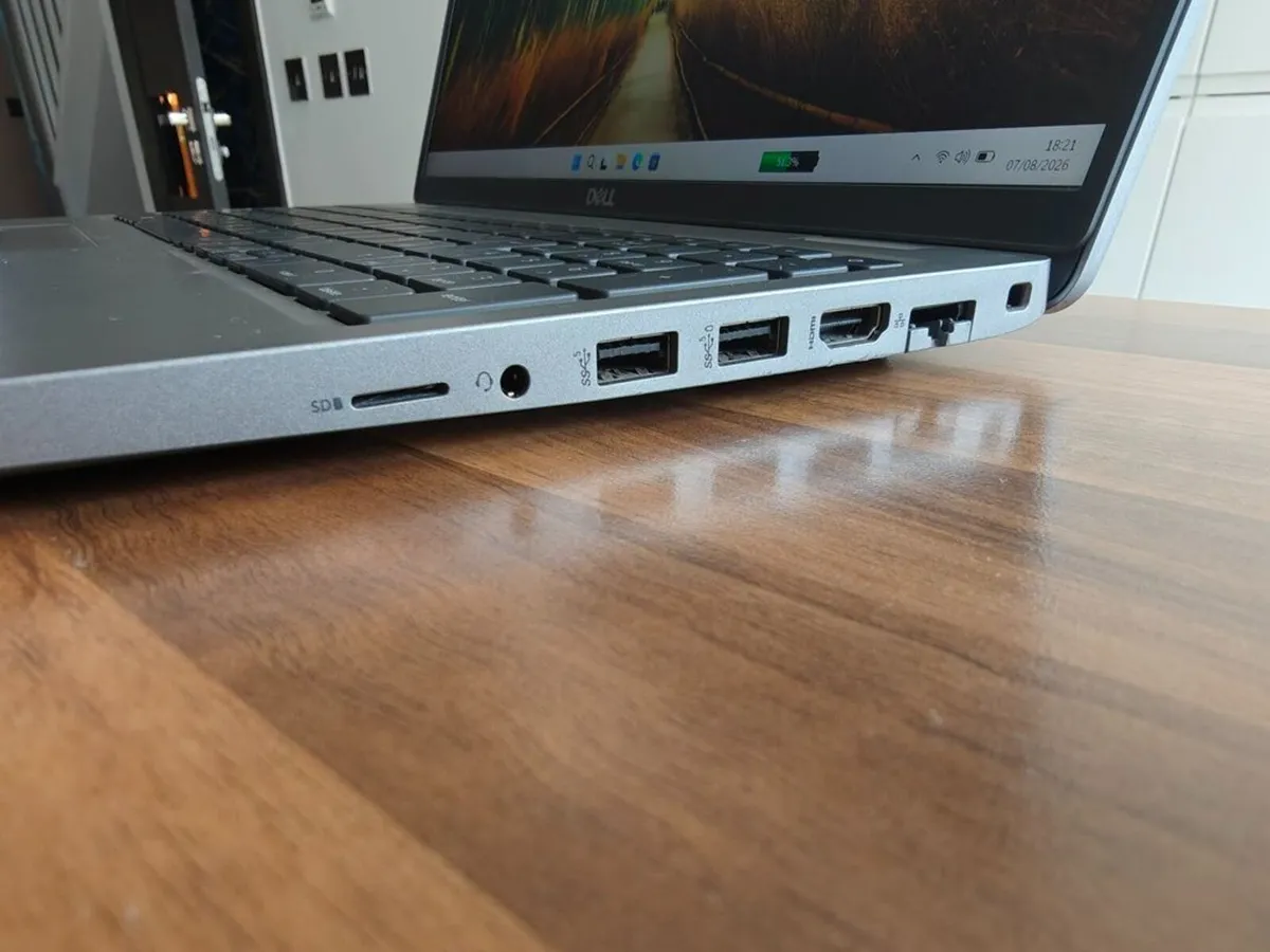 High End Laptop for College - Image 3