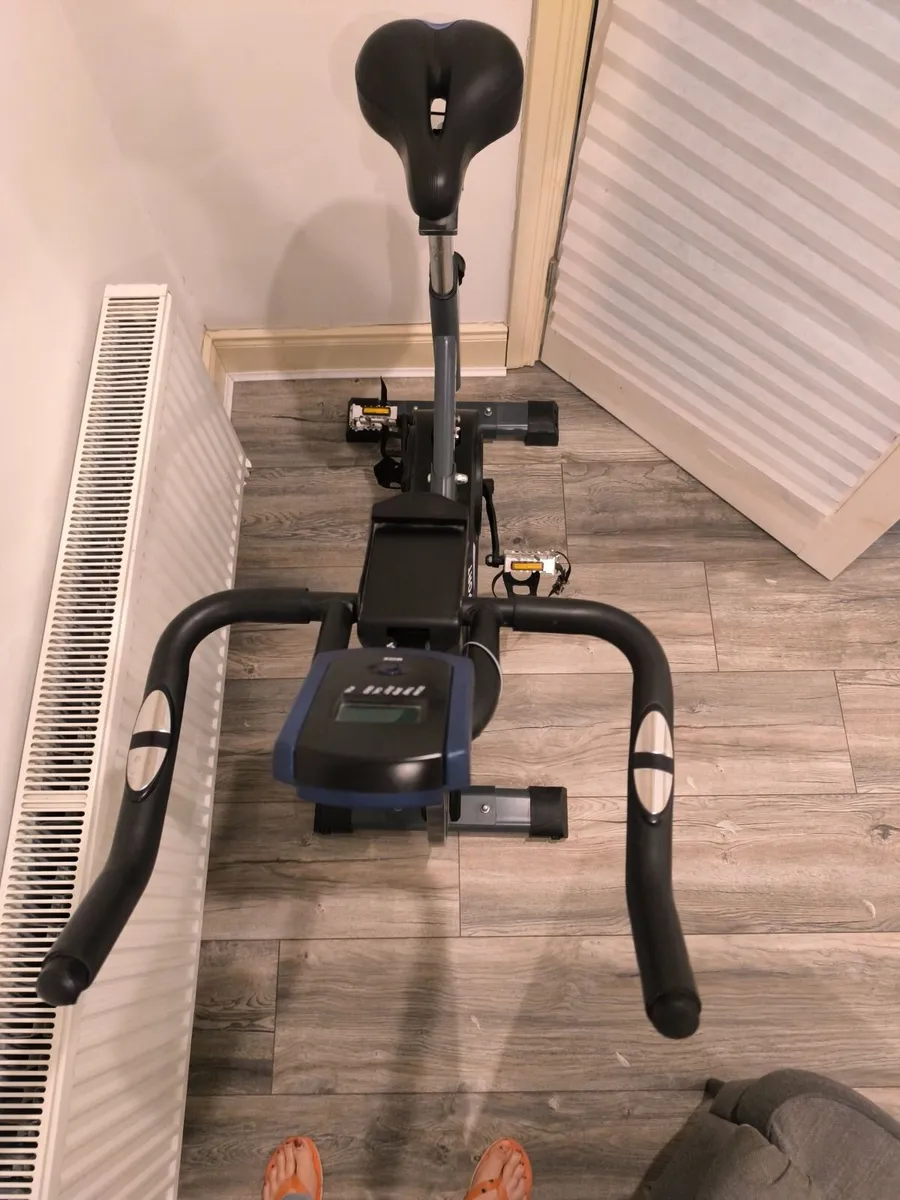 Exercise bike - Image 4